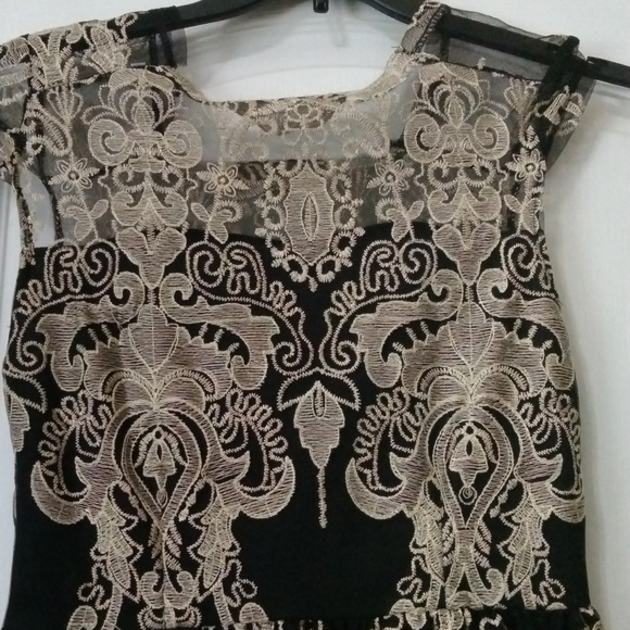 Black and gold lace dress - Picture 2 of 2
